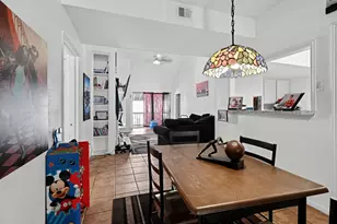 2100 Tanglewilde St, Houston, TX 77063 - Photo 13