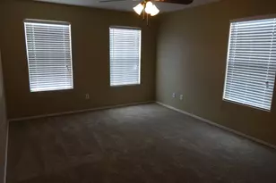 8915 Chisholm Wood Ln, Houston, TX 77075 - Photo 5