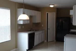 8915 Chisholm Wood Ln, Houston, TX 77075 - Photo 3