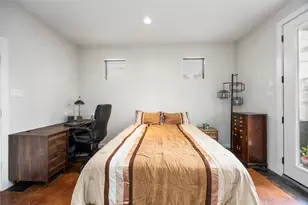 5639 Petty St, Houston, TX 77007 - Photo 25