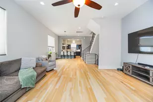 5639 Petty St, Houston, TX 77007 - Photo 3