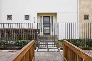 5639 Petty St, Houston, TX 77007 - Photo 33