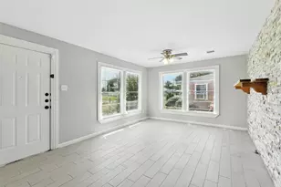 5017 Boicewood St, Houston, TX 77016 - Photo 9