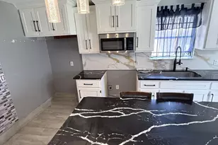 7234 Bywood St, Houston, TX 77028 - Photo 23