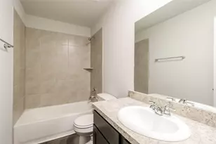 2424 Carp Dr, Conroe, TX 77384 - Photo 13