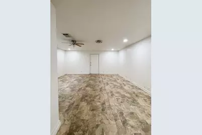 1241 Chevy Chase Drive, Angleton, TX 77515 - Photo 17