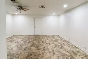 1241 Chevy Chase Dr, Angleton, TX 77515 - Photo 17