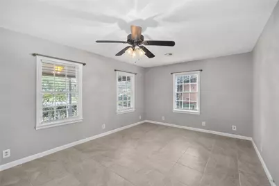 1110 Woods Drive, Liberty, TX 77575 - Photo 5