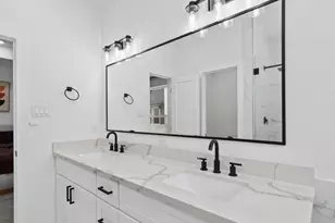 3026 Live Oak St, Houston, TX 77004 - Photo 3