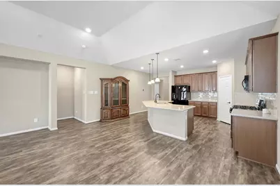 2026 Parnevik Place, Conroe, TX 77304 - Photo 11