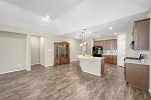 2026 Parnevik Pl, Conroe, TX 77304 - Photo 11