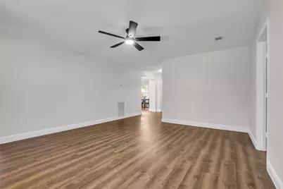 5945 Sinclair Drive, Montgomery, TX 77316 - Photo 11