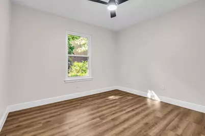 5945 Sinclair Drive, Montgomery, TX 77316 - Photo 13