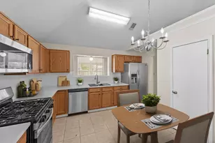 9402 Walnut Glen Dr, Houston, TX 77064 - Photo 17