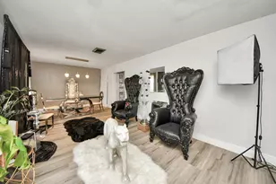 3901 Jeanetta St, Houston, TX 77063 - Photo 9