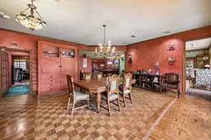 2036 Brentwood Dr, Houston, TX 77019 - Photo 9