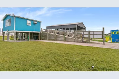 996 S Sage Road, Crystal Beach, TX 77650 - Photo 31