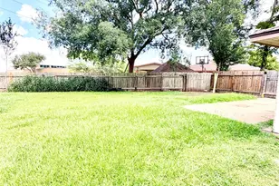 7402 Alegria Dr, Houston, TX 77083 - Photo 25