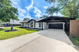 9515 Winsome Ln, Houston, TX 77063 - Photo 3