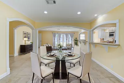 9515 Winsome Lane, Houston, TX 77063 - Photo 7