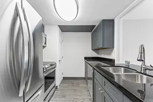 830 Threadneedle St, Houston, TX 77079 - Photo 9