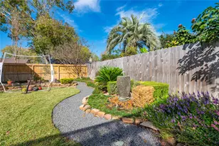 603 Chedworth Dr, Houston, TX 77062 - Photo 5