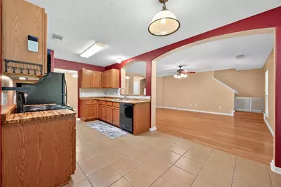 7603 Timber Switch Rd, Cleveland, TX 77328 - Photo 15