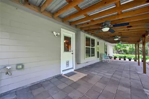 7603 Timber Switch Rd, Cleveland, TX 77328 - Photo 31