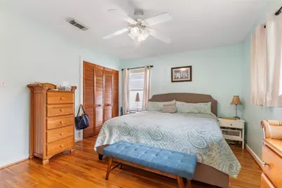 5438 Creekbend Drive, Houston, TX 77096 - Photo 15