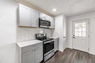 9414 Springview Lane, Houston, TX 77080 - Photo 5
