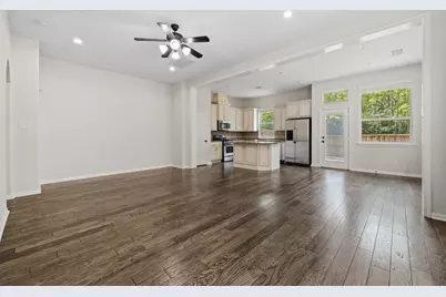 78 Cheswood Manor Drive, The Woodlands, TX 77382 - Photo 7