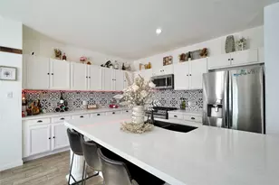 9503 Lerin Ln, Sugar Land, TX 77498 - Photo 13
