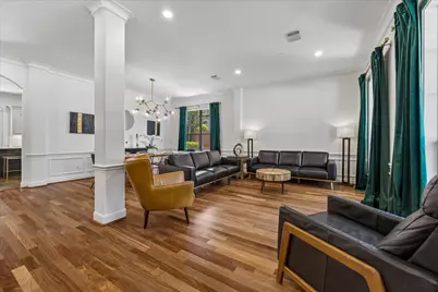 5413 Evergreen Street, Bellaire, TX 77401 - Photo 9