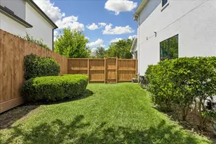 5413 Evergreen St, Bellaire, TX 77401 - Photo 9