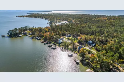 592 Lakefront Drive, Onalaska, TX 77360 - Photo 11