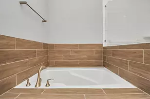 5720 Petty St, Houston, TX 77007 - Photo 31