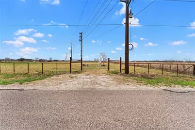 311 County Road 18, Damon, TX 77430 - Photo 39
