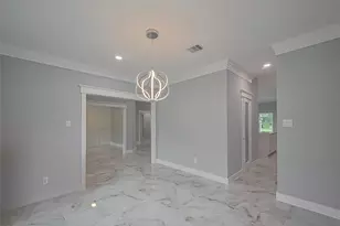 403 Smith St, Dayton, TX 77535 - Photo 7