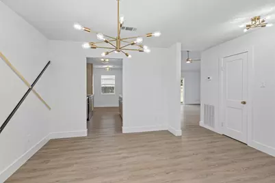102 Belmont Avenue, Hitchcock, TX 77563 - Photo 7