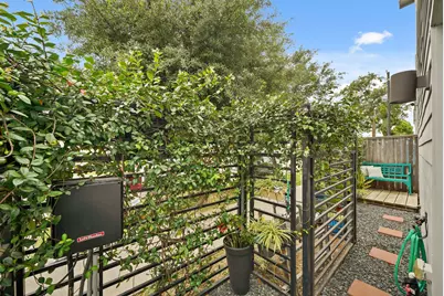 2210 Lou Ellen Lane #F, Houston, TX 77018 - Photo 3