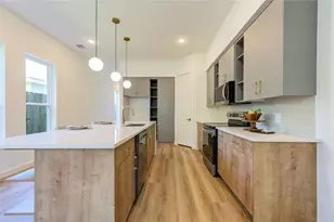 7118 Eastwood St, Houston, TX 77021 - Photo 7