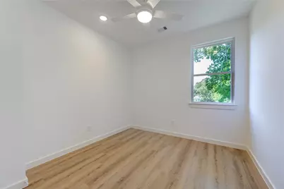 7118 Eastwood Street, Houston, TX 77021 - Photo 15