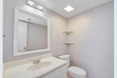 10254 Hammerly Boulevard #163, Houston, TX 77043 - Photo 15