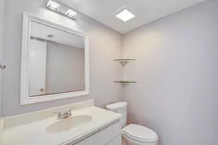 10254 Hammerly Blvd, Houston, TX 77043 - Photo 15