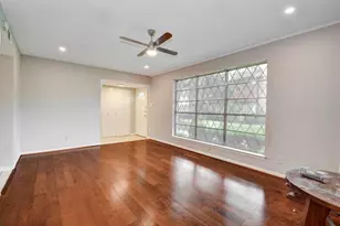 10254 Hammerly Blvd, Houston, TX 77043 - Photo 5