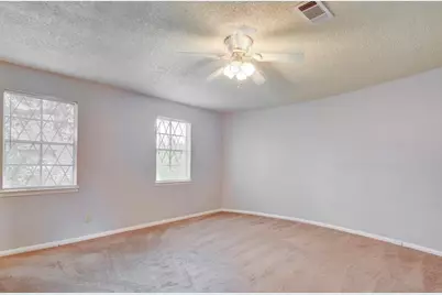 10254 Hammerly Boulevard #163, Houston, TX 77043 - Photo 21