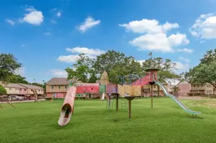 10254 Hammerly Blvd, Houston, TX 77043 - Photo 37