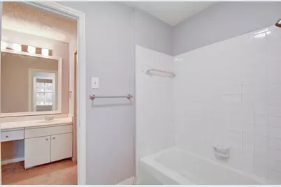 10254 Hammerly Boulevard #163, Houston, TX 77043 - Photo 27