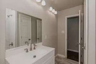 121 Glynn Dr, Bridge City, TX 77611 - Photo 11