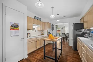 417 S Faires, Flatonia, TX 78941 - Photo 11